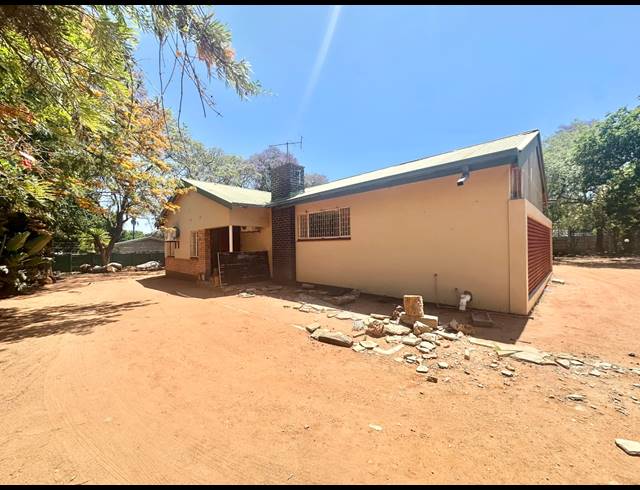 4 BEDROOM HOUSE FOR SALE IN POLOKWANE CENTRAL